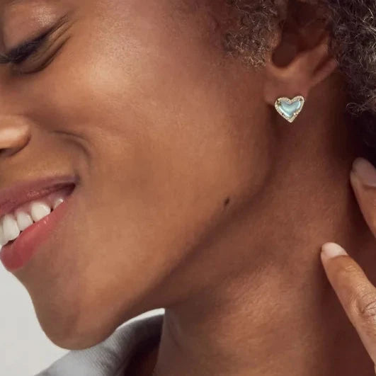 Kendra Scott shops Stud Earrings